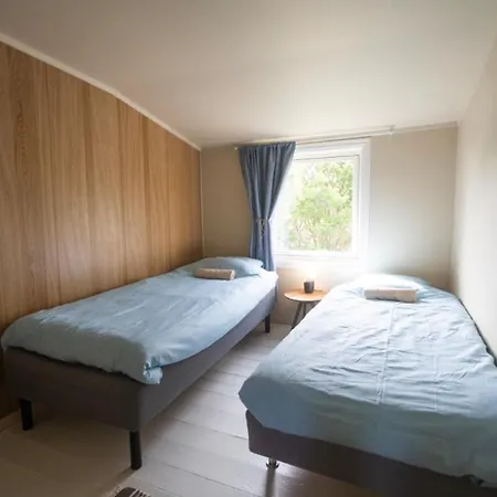 בית נופש Cozy House With Waterfront